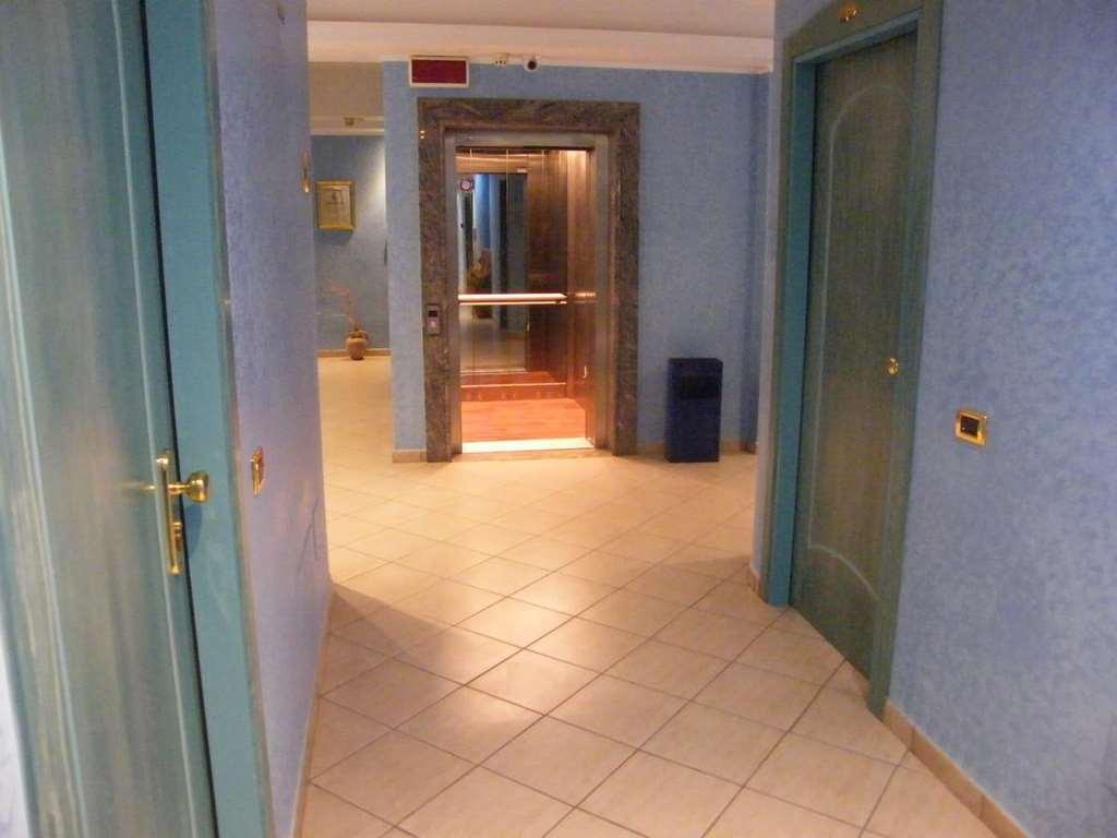 Hotel Residence Memmina Frosinone Ausstattung foto