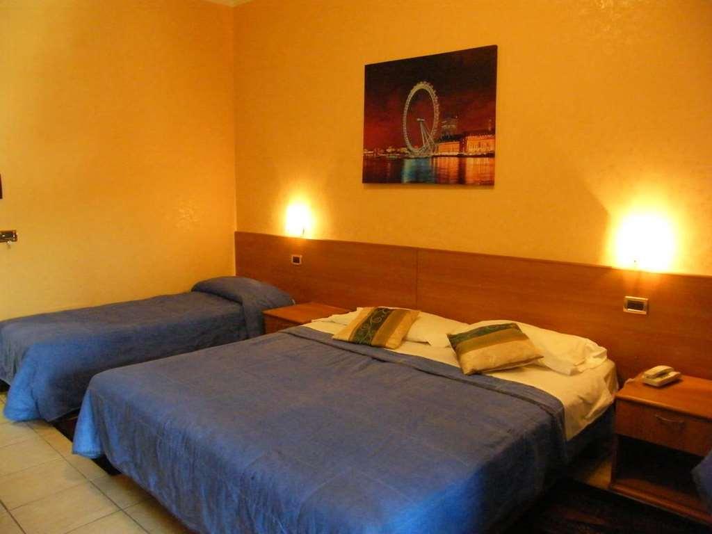 Hotel Residence Memmina Frosinone Zimmer foto
