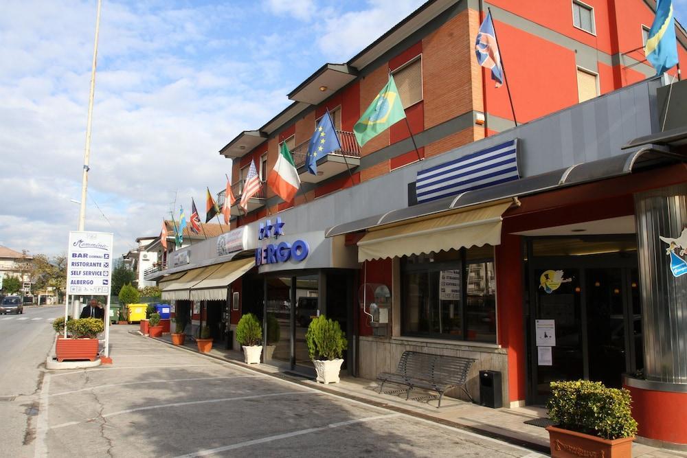 Hotel Residence Memmina Frosinone Exterior foto